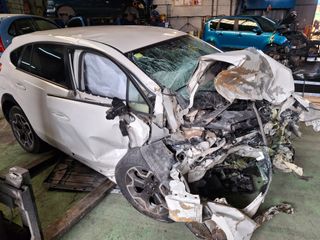 (Ref 16652) Desguace SUBARU IMPREZA 1.6 I (114 CV)