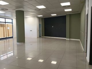Local comercial en venta en La Seca - Los Salgueriños en Pontevedra