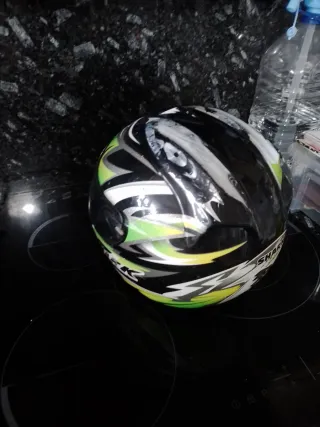 Casco Shark Verde y Blanco