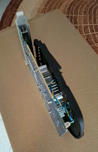 Gráfica Asus Geforce GT 1030 OC 2GB DDR5