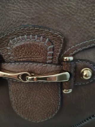 Bolso Gucci de cuero marrón