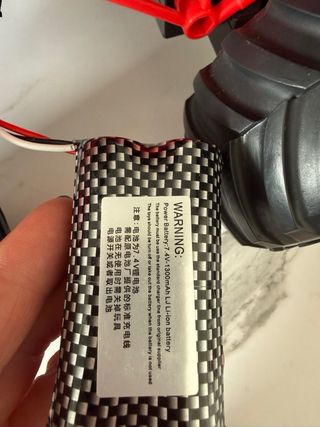 Hot Wheels RC Monster Truck con Control Remoto