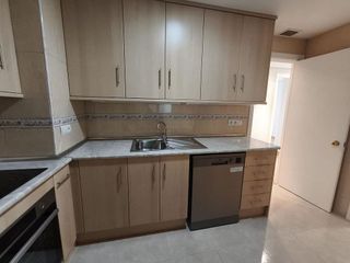 Piso en alquiler en Casco Antiguo - Santa Cruz en Alicante