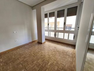 Piso en alquiler en Casco Antiguo - Santa Cruz en Alicante