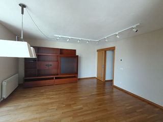 Piso en alquiler en Zona Fernández Ladreda en Pontevedra