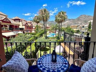 Chalet en alquiler en Torrequebrada en Benalmádena