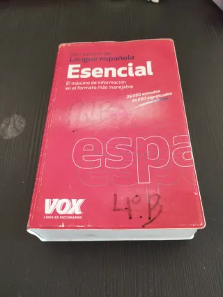 Diccionario Esencial de la Lengua Española (Spa...
