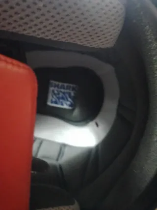 Casco Shark Plata y Blanco