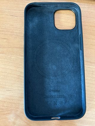 Funda Silicona iPhone 13 Midnight MagSafe