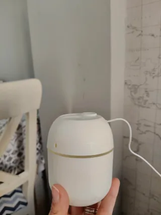 Humidificador Mini Blanco y Dorado