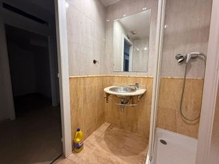 Local comercial en venta en Sant Adrià de Besos