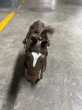 Caballo Geyperman Marrón con Silla