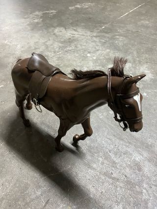 Caballo Geyperman Marrón con Silla