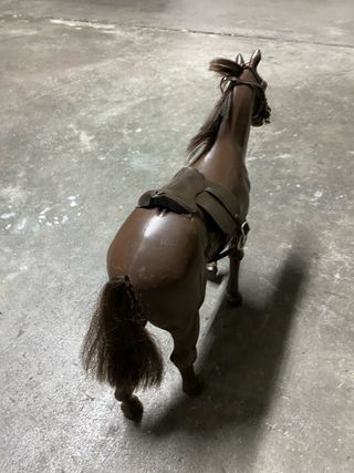 Caballo Geyperman Marrón con Silla