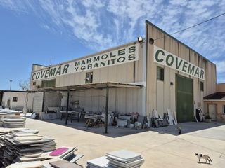 Nave industrial en venta en Camino Viejo de Málaga en Vélez-Málaga