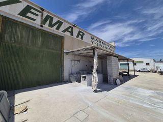 Nave industrial en venta en Camino Viejo de Málaga en Vélez-Málaga
