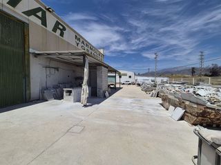 Nave industrial en venta en Camino Viejo de Málaga en Vélez-Málaga