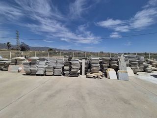 Nave industrial en venta en Camino Viejo de Málaga en Vélez-Málaga