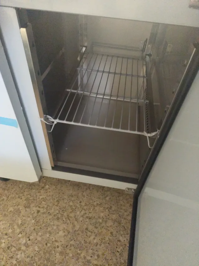 MESA FRÍA TRES PUERTAS 2.23 M 658746091