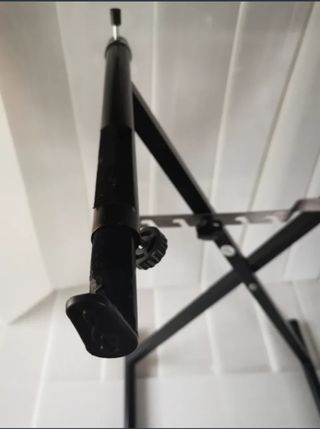 Vendo soporte para teclado o piano Guil plegable