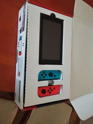 Nintendo Switch Negra con Accesorios. Negociable.