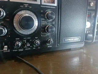 Grundig Satellit 2400 en perfecto estado