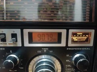 Grundig Satellit 2400 en perfecto estado