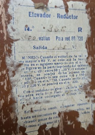 Transformador Eléctrico Antiguo