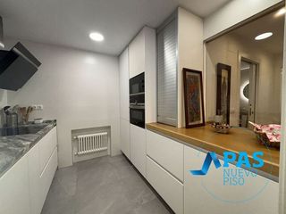 Piso en alquiler en Castilla - Hermida en Santander