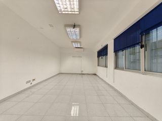 Oficina en venta en Ensanche - Sar en Santiago de Compostela