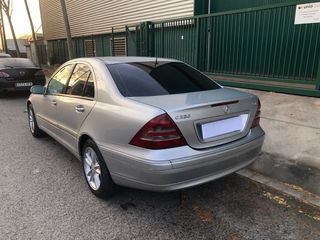 Mercedes-Benz Clase C 220 cdi automatico