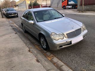 Mercedes-Benz Clase C 220 cdi automatico