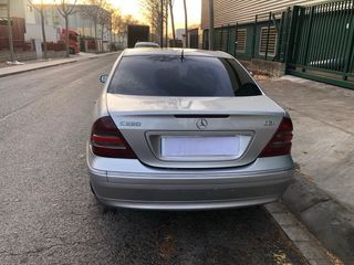 Mercedes-Benz Clase C 220 cdi automatico