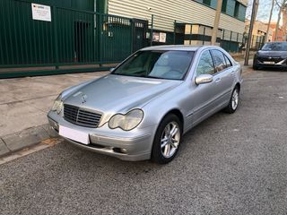 Mercedes-Benz Clase C 220 cdi automatico
