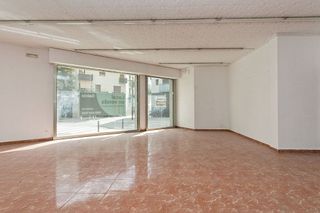 Local comercial en venta en Sant Vicenç dels Horts