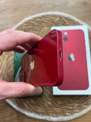 iPhone 13 256GB Rojo
