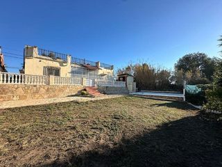 Chalet en venta en Esparreguera
