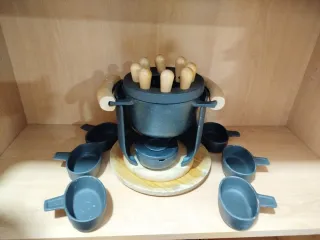 Juego Fondue Hierro Fundido y Madera