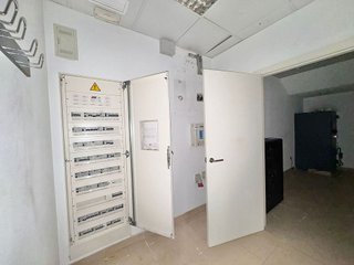 Local comercial en venta en Elda