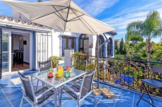 Chalet en alquiler en Elviria en Marbella