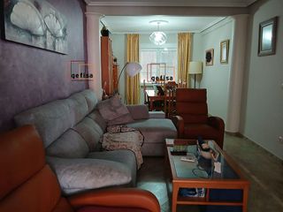 Casa adosada en venta en Valdepeñas