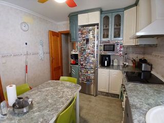 Casa adosada en venta en Valdepeñas