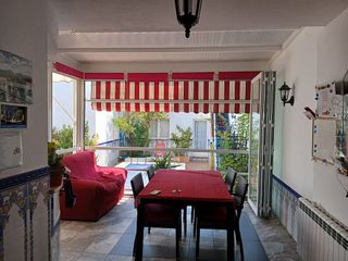 Casa adosada en venta en Valdepeñas