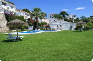Casa adosada en alquiler en Torremuelle en Benalmádena