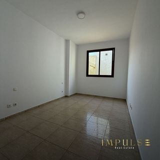 Piso en alquiler en Arenales - Lugo - Avenida Marítima en Palmas de Gran Canaria(Las)