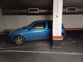 Garaje en venta en Ibiza en Madrid