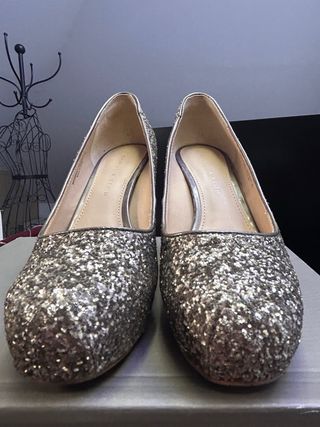 Tacones Charles & Keith Brillantes