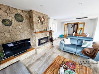 Chalet en venta en Cervelló