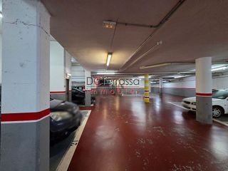 Garaje en alquiler en Barri del Centre en Terrassa