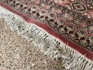 Alfombra anudada a mano